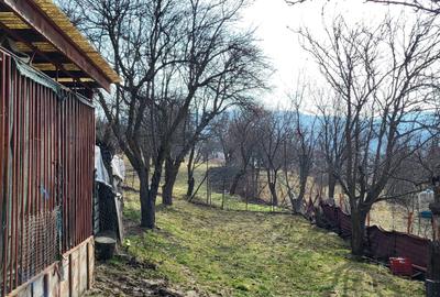 Teren intravilan de 4200 mp, în Periferie - 3