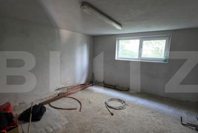 Casă cu 4 camere cu Teren 1000 Mp în Central - 21