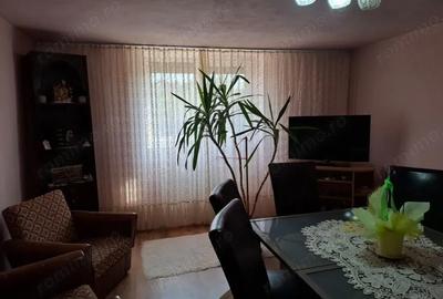 Casă cu 5 camere cu Teren 812 Mp în Central - 9