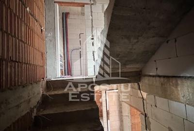 Vila insiruita cu suprafata generoasa aproape de centru orasului - 5