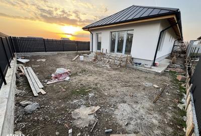 Casă cu 3 camere în Domnești - 14