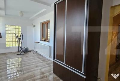 Casă cu 5 camere cu Teren 1300 Mp în Valea - 4