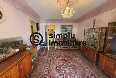 3 camere decomandate, zona Fortuna - 135 000 Euro - 1