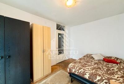 Apartament 3 camere, centrala proprie, ideal pentru muncitori, Lipovei Apartament 3 camere, centrala proprie, ideal pentru muncitori, Lipovei - 2