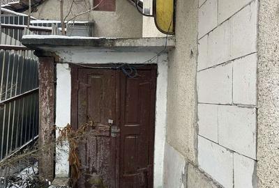 Casă cu 5 camere în Gura Văii - 8