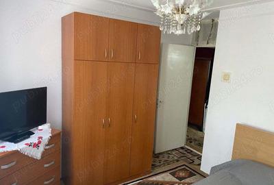 Ofer spre inchiriere apartament 3 camere decomandate Ofer spre inchiriere apartament 3 camere decomandate - 3