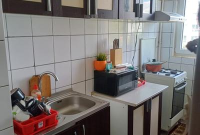 Apartament cu 2 camere semidecomandat în Dristor - 8
