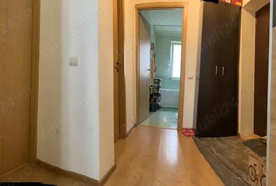 Proprietar vand urgent-Coresi-ap 2 camere-58mp-curte-parcare-boxa-2012 - 7