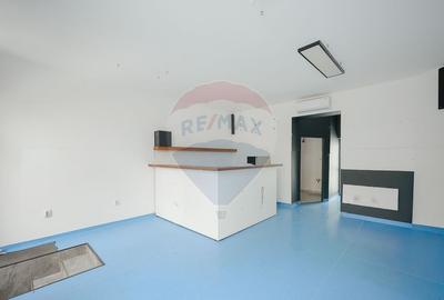 Spațiu comercial de închiriat - 44 mp - Ultracentral - 3