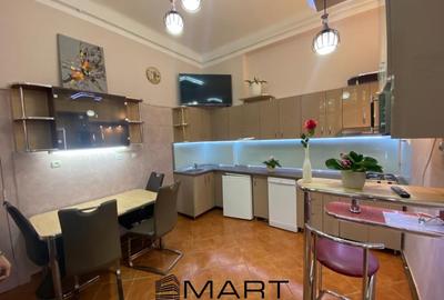 Apartament cu 3 camere semidecomandat, mobilat în Central