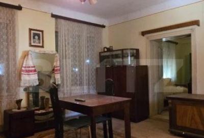 Casă cu 3 camere cu Teren 3900 Mp în Central