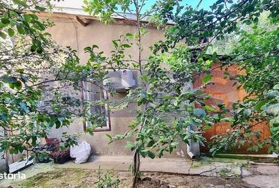 Casă cu 2 camere semidecomandat cu Canalizare în Romană - 3