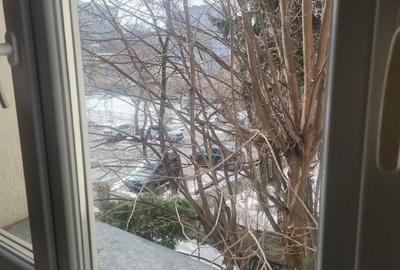 Apartament cu 4 camere semidecomandat în Apărătorii Patriei - 3