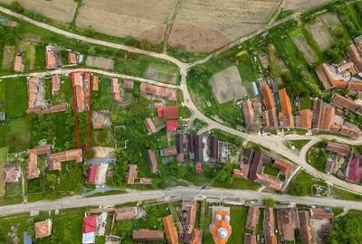 Casa spatioasa cu anexe si gradina in localitatea Ungra/Brasov - 1