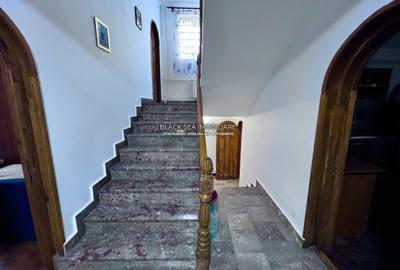 Vila de 7 camere zona Centrala l P+1+M l Vedere la Mare l Ocazie de investitie - 25