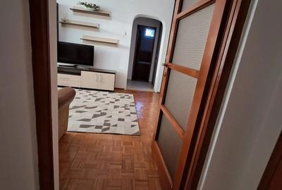 Apartament cu 2 camere semidecomandat în Central - 1