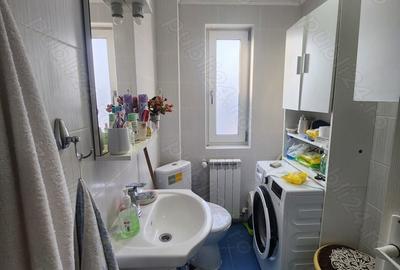 Casă cu 6 camere în Cataloi - 12
