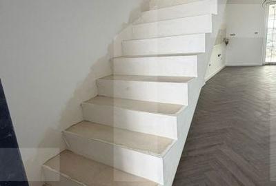 Casă cu 3 camere cu Teren 305 Mp în Sud - 2