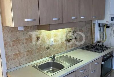 Apartament la casa de vanzare 82 mp 2 camere curte zona Vasile Aaron - 4