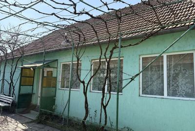 Casă cu 4 camere în Berecuța - 2