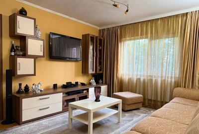 CET , apartament 3 camere , etaj 2/4