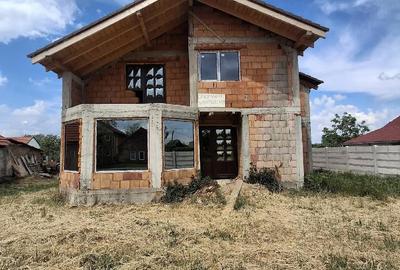 Casă cu Teren 1064 Mp în Vinga - 1