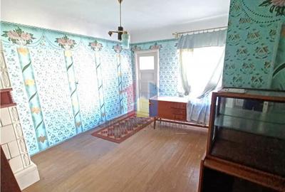 Casă cu 4 camere cu Teren 252 Mp în Central - 3