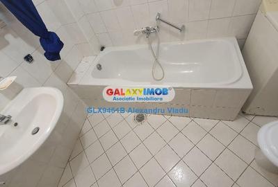 Vanzare apartament 4 camere -  Victoriei Str. Occidentului - 17