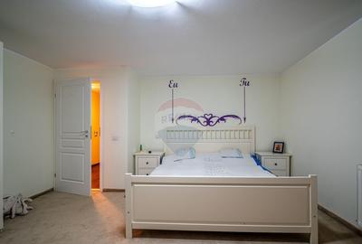 Casă cu 5 camere cu Canalizare în Zamora