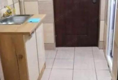 Garsonieră nedecomandată, mobilată în Micro 14 - 2