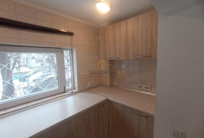 Apartament cu 3 camere decomandat, mobilat în Apărătorii Patriei - 6
