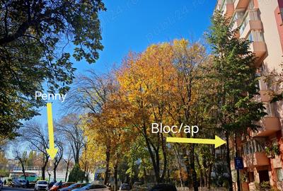 Proprietar vand apartament 3 camere, situat pe Str. Podul Giurgiului - 1