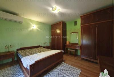 Casă cu 3 camere în Central