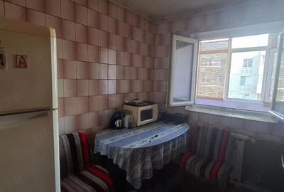 Apartament cu 3 camere semidecomandat în Colentina - 6