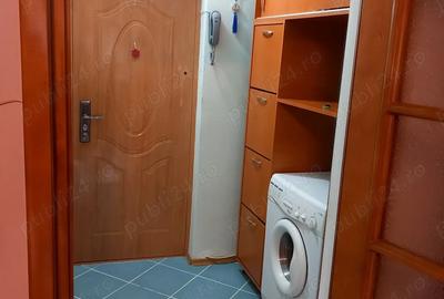 Inchiriez garsoniera - 2