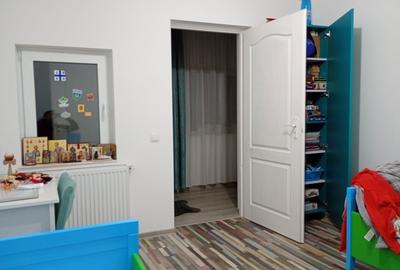 Casă cu 4 camere în Giurgiului