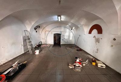 Spatiu comercial de inchiriat, 90 mp, zona Centrala - 2