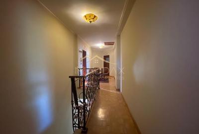 Casă individuală cu 5 camere cu Teren 1300 Mp în Central - 11