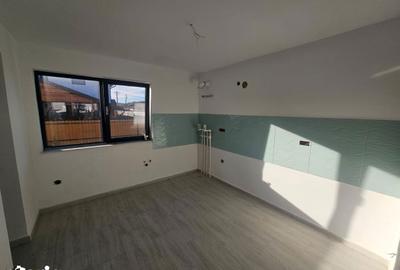 Casă cu 3 camere cu Teren 379 Mp în Central - 4