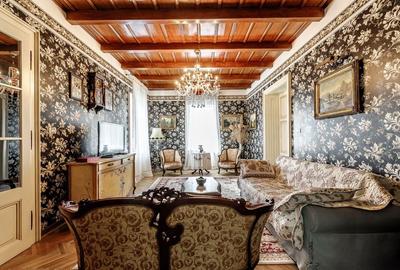 Visezi la o proprietate unică, plină de istorie și farmec? - 11