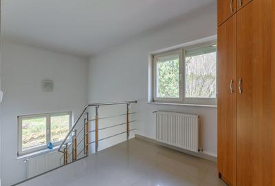 Duplex cu 6 camere cu Canalizare în Brebina - 16