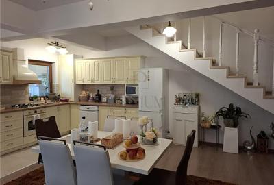 Duplex cu 4 camere cu Canalizare în Moșnița Veche - 1