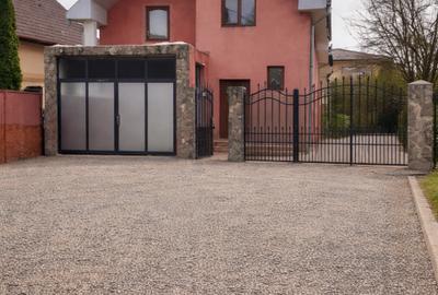 Casă individuală cu 5 camere cu Teren 320 Mp în Nufărul - 1