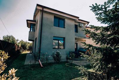 Casă cu 5 camere cu Teren 500 Mp în Sisești - 1