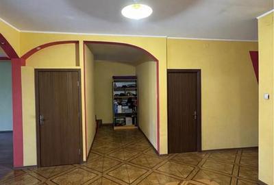 Spațiu comercial, de 100 mp, în Ultracentral - 1
