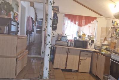 Casă cu 3 camere cu Teren 1000 Mp în Nuci - 5