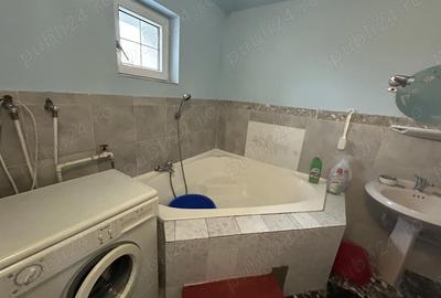 Casă cu 6 camere cu Teren 843 Mp în Livada - 3