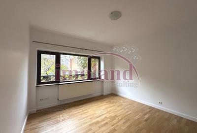 Apartament cu 3 camere semidecomandat în Primăverii - 12