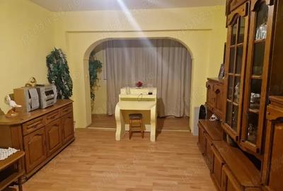 Vand Apartament 3 camere - 3