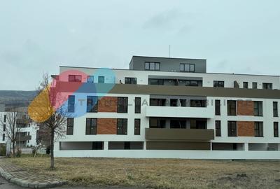 Apartament cu 3 camere decomandat în Iris - 1